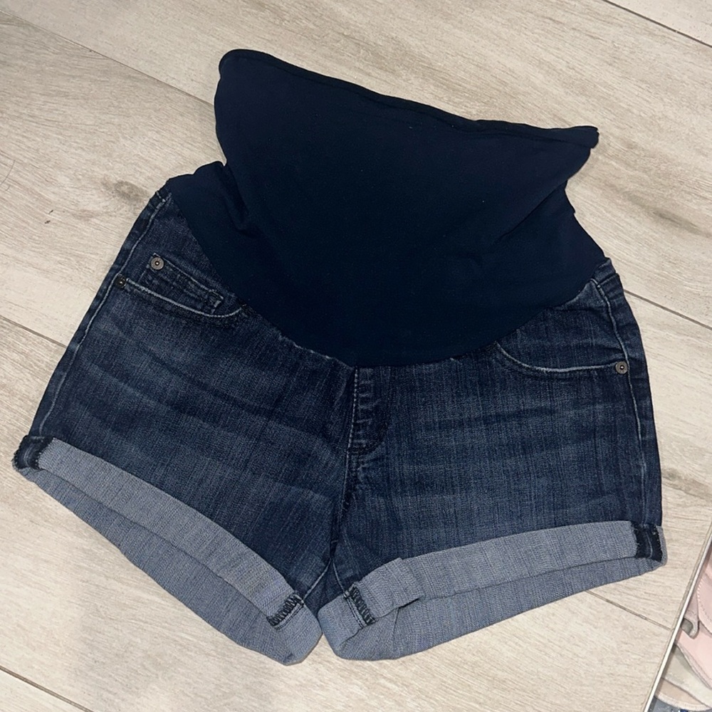 Maternity Jean shorts, size Medium